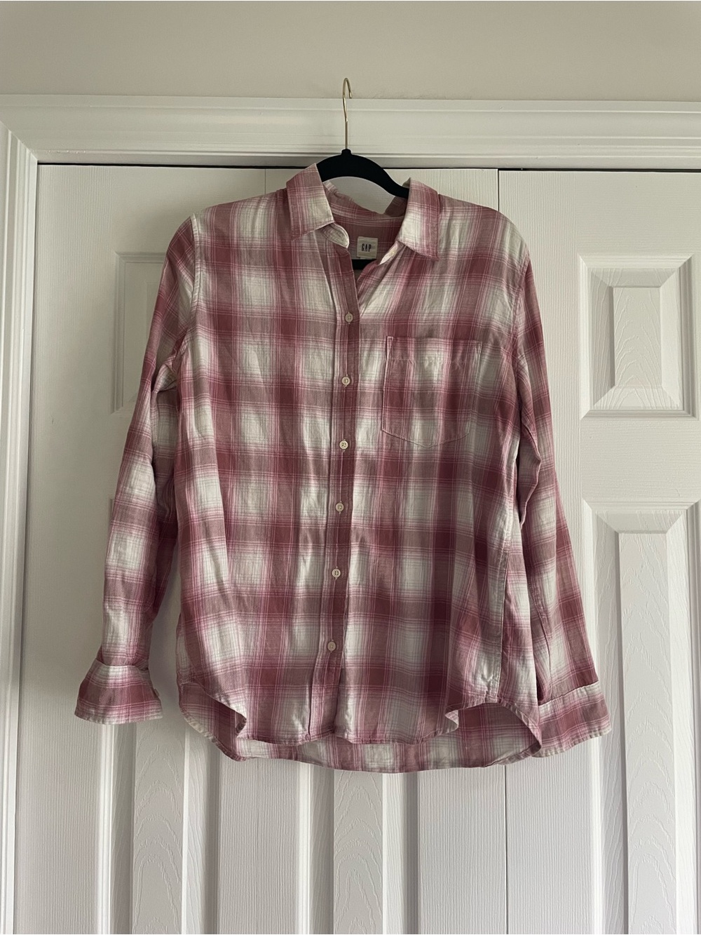 GAP Pink and White Plaid Button-Down Shirt